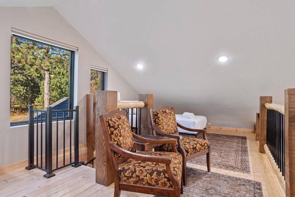 The Haven-Rustic Secluded Cabin Custer Exterior foto